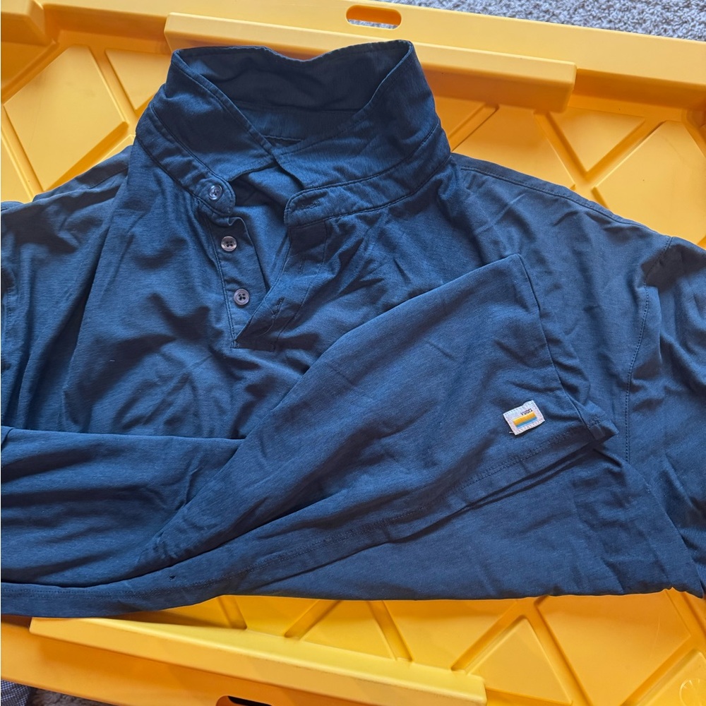 Vuori dark blue polo strato series